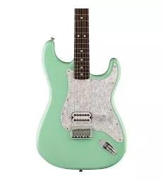 FENDER - LIMITED EDITION...