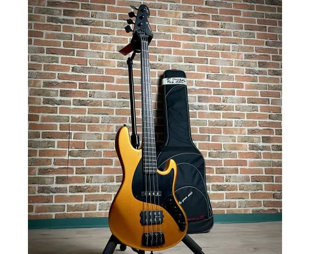 SANDBERG - CALIFORNIA TM4 NIGHTHAWK