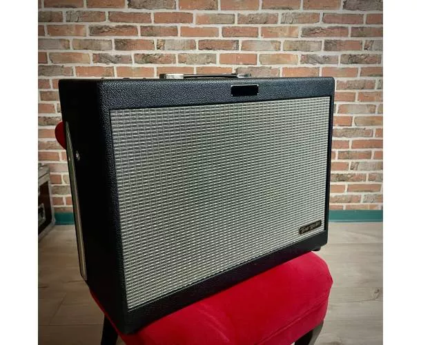 FENDER - TONE MASTER FR-12