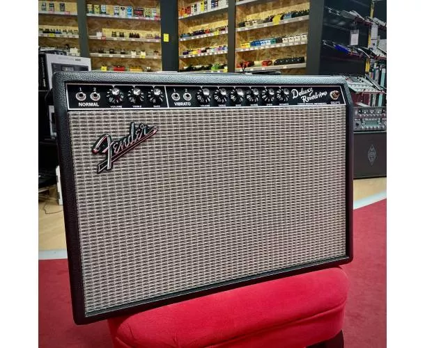 FENDER - 65 DELUXE REVERB