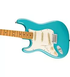 FENDER - PLAYER II STRATOCASTER® LEFT-HANDED