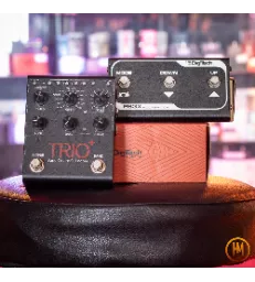 DIGITECH TRIO AVEC FS3X