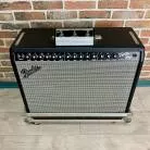 FENDER  - TWIN AMP + CASE