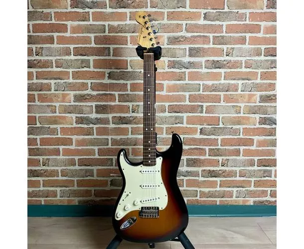FENDER - STRATOCASTER STANDARD MEX LH SUNBURST