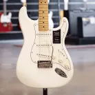 FENDER - PLAYER STRAT OLW
