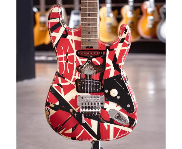 EVH - FRANKIE STRIPED MN RELIC AVEC HOUSSE