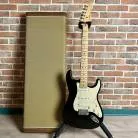 FENDER - STRATOCASTER SIGNATURE ERIC CLAPTON "BLACKIE" + ETUI + ACCESSOIRES