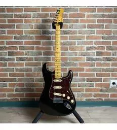 FENDER - AMERICAN ULTRA...