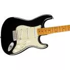 FENDER - LIMITED EDITION VINTERA II ROAD WORN '60S STRATOCASTER