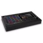 AKAI PROFESSIONAL - AUTONOMES - 16 PADS MPCE, TOUCH STRIP, ENCEINTES, SUR BATTERIE