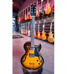 GIBSON - ES-135 AVEC ETUI