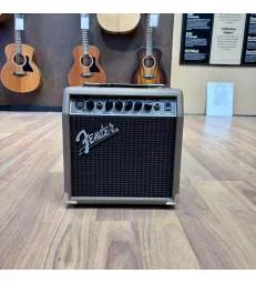 FENDER - ACOUSTASONIC 15