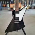 GIBSON - EXPLORER REISSUE 76 (2011) SN/106910672 + CASE