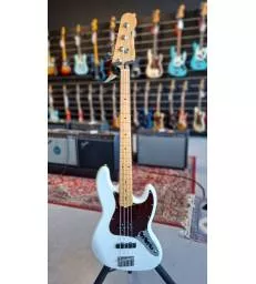 FENDER - PLAYER JAZZ BASS...