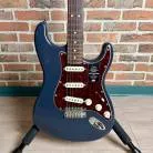 FENDER - AMERICAN PROFESSIONAL CLASSIC STRATOCASTER FADED BLACK