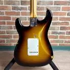 FENDER - CUSTOM SHOP STRATOCASTER 56 RELIC MN 2TS + CASE ET ACCESSOIRES