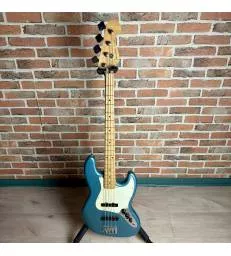 FENDER - PLAYER JAZZ BASS...