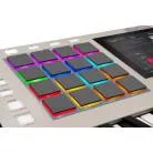 AKAI PROFESSIONAL - AUTONOMES - WORKSTATION MPC 37 TOUCHES  16 PADS  ECRAN 7"