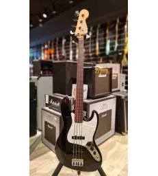 FENDER - JAZZ BASS STANDARD...