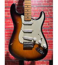 FENDER - 1954 STRATOCASTER...