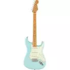 FENDER - LIMITED EDITION AMERICAN PROFESSIONAL CLASSIC STRATOCASTER ROASTED MAPLE FINGERBOARD DAPHNE BLUE