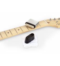 FENDER - Fender® Speed Slick Guitar String Cleaner  Black/Silver